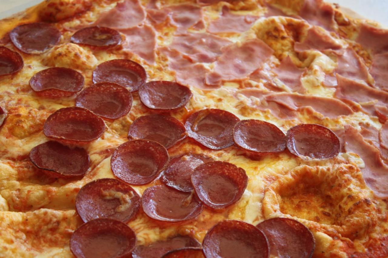 Pizzeria