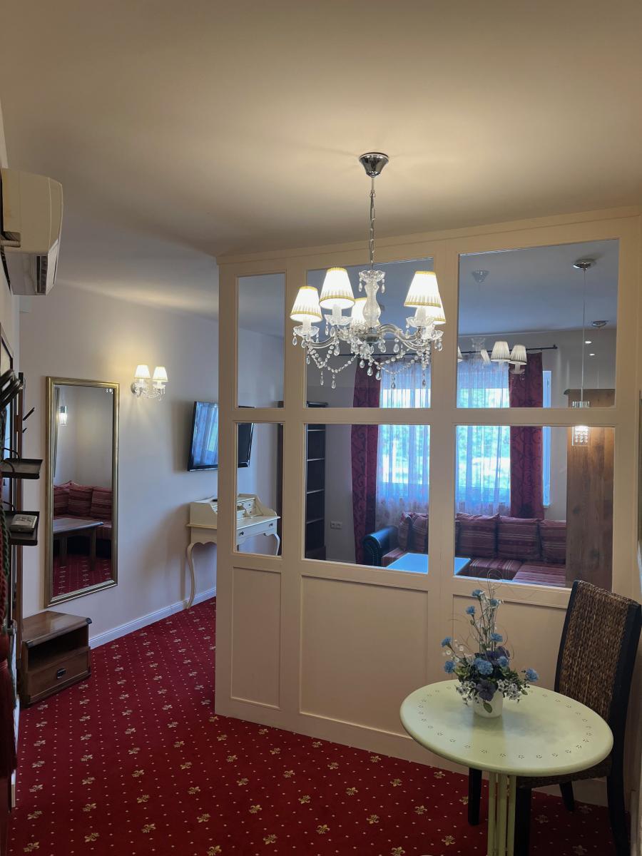 Superior Suite Deluxe 5